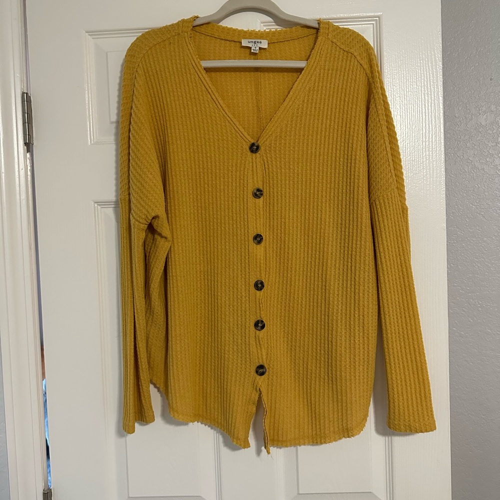 Like new waffle knit mustard cardigan
